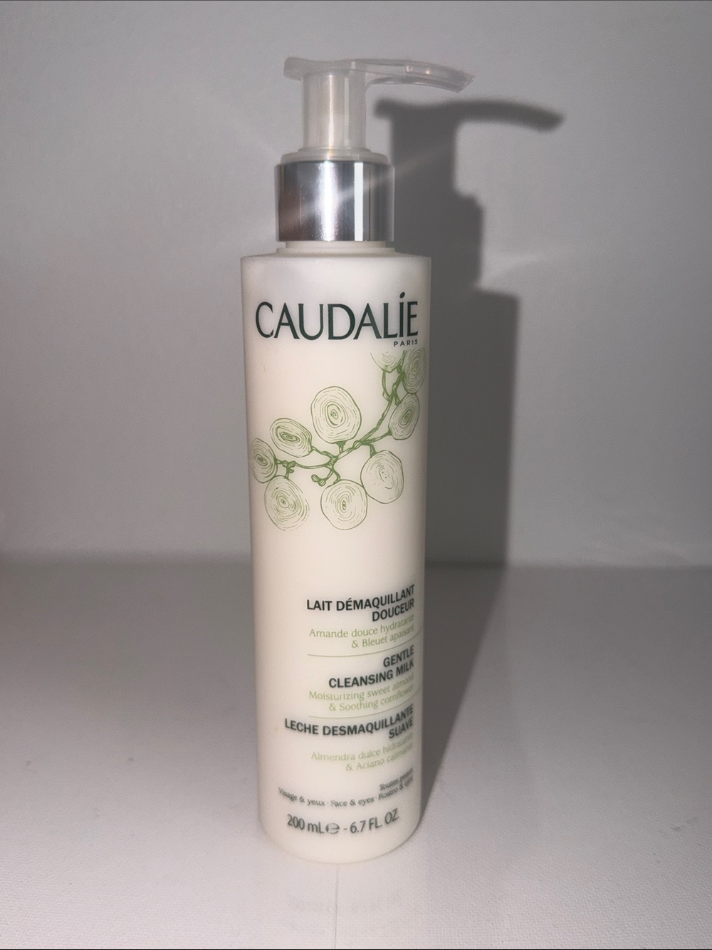 Caudalie Gentle Cleansing Milk - Cream with Green Accents